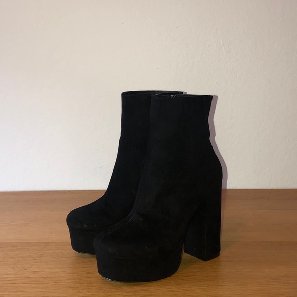 Forever 21 Faux Suede Platforms - Picture 1 of 5